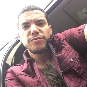 Meet your Posher, Zay